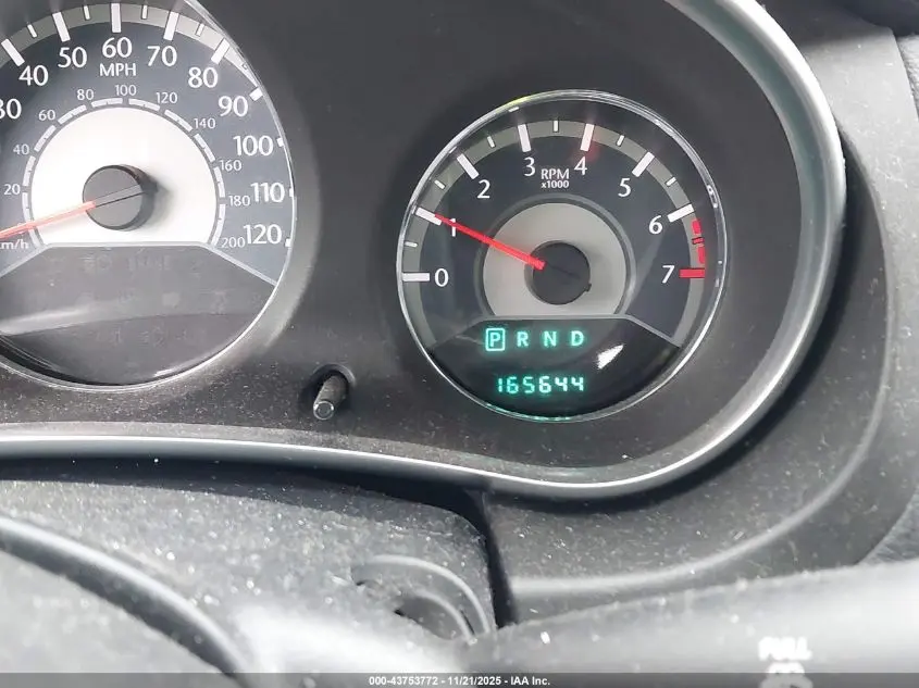 2011 CHRYSLER 200 TOURING