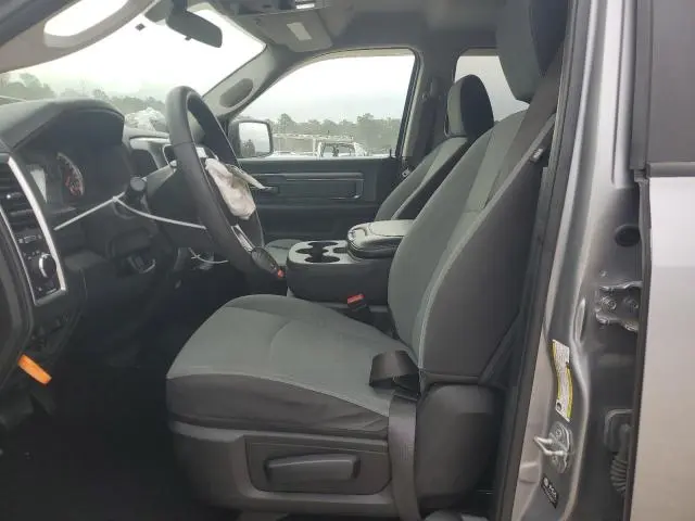 2021 RAM 1500 CLASSIC SLT  