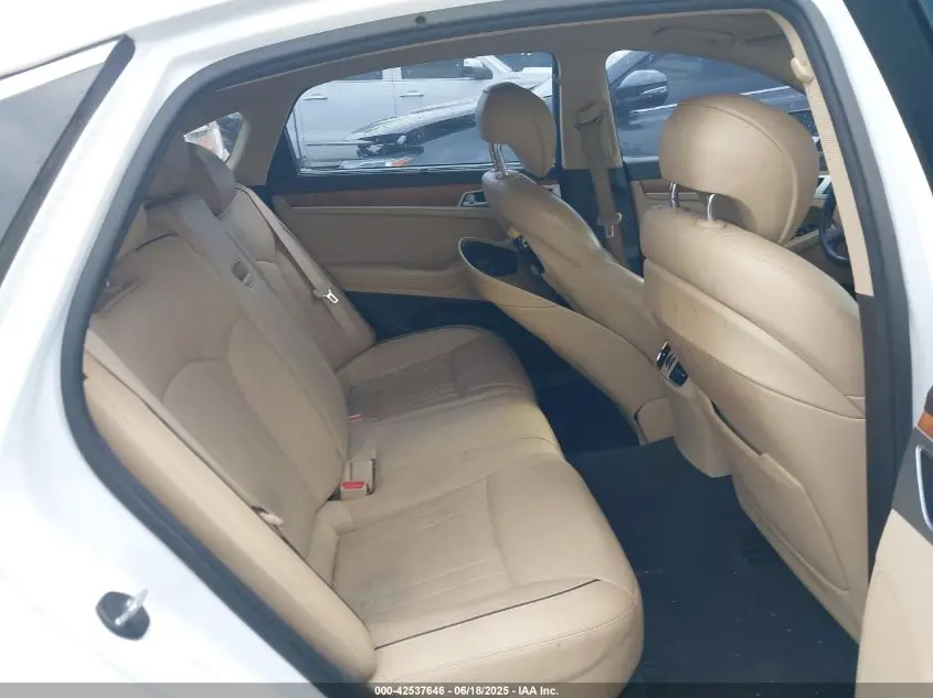2015 HYUNDAI GENESIS 3.8