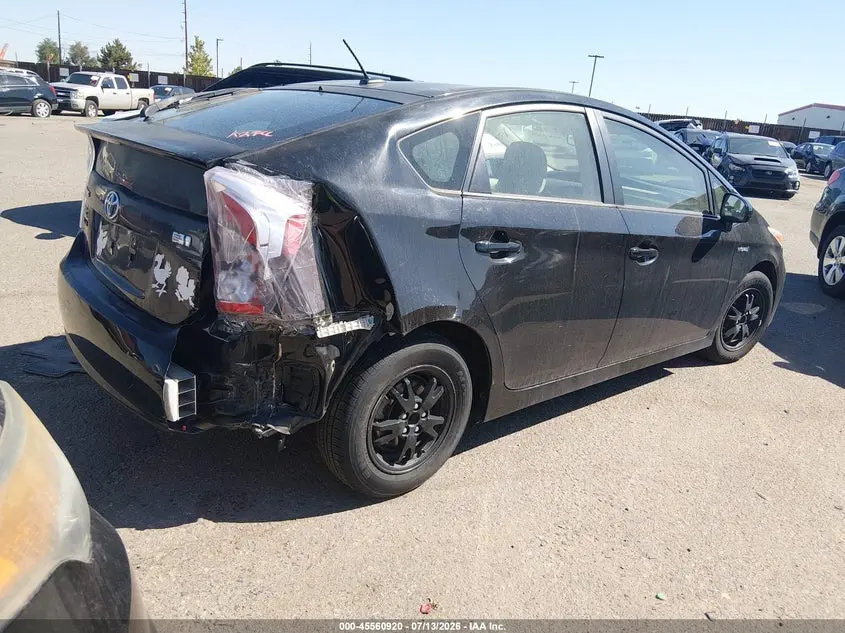 2015 TOYOTA PRIUS THREE