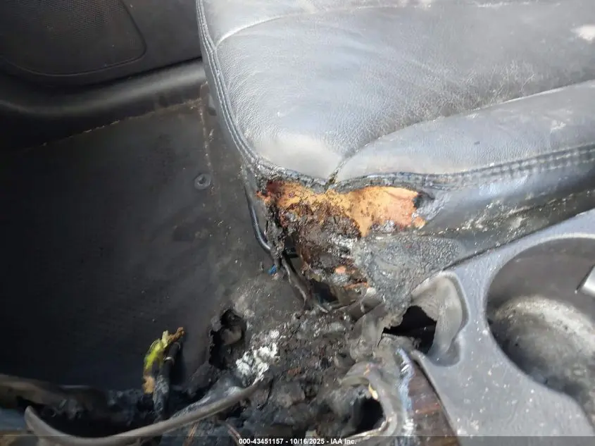 2011 HYUNDAI SANTA FE LIMITED V6