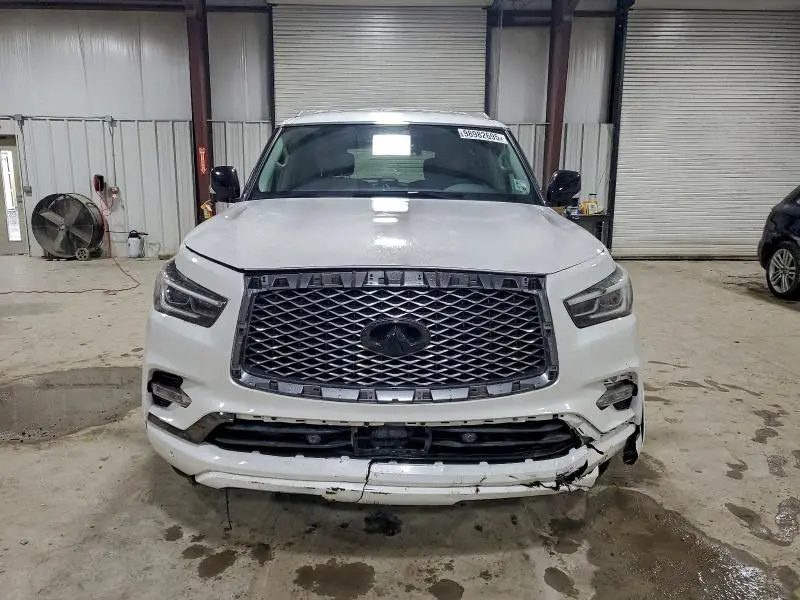 2021 INFINITI QX80 LUXE  