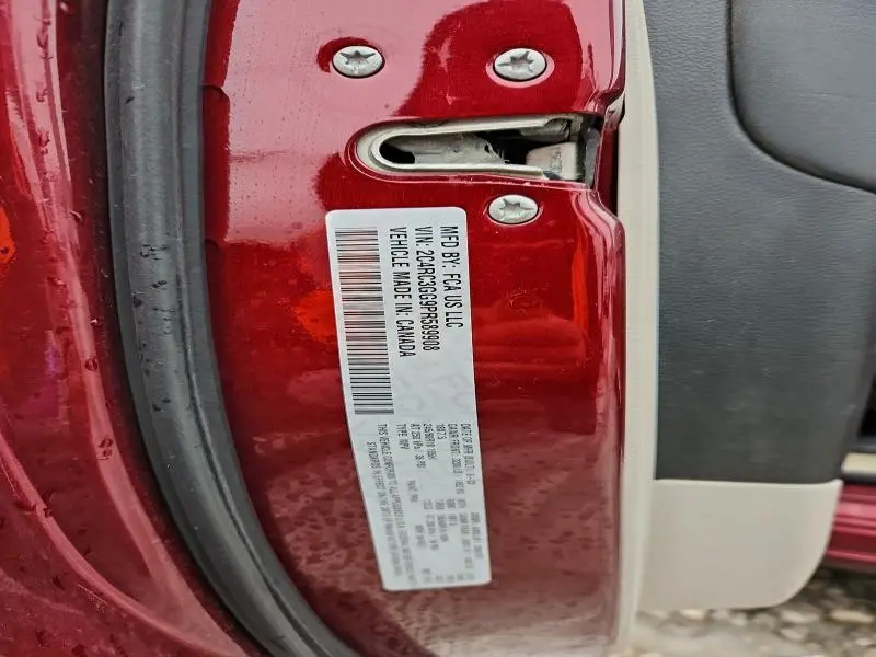 2023 CHRYSLER PACIFICA LIMITED  