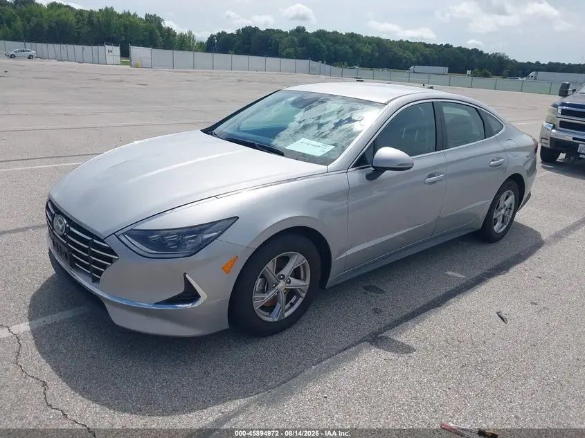 2023 HYUNDAI SONATA SE