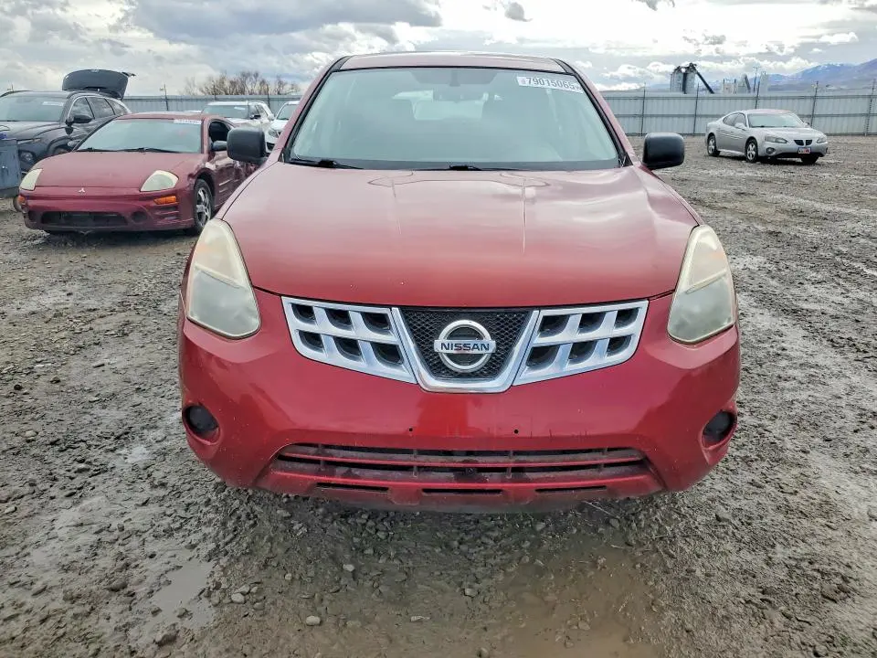 2013 NISSAN ROGUE S  