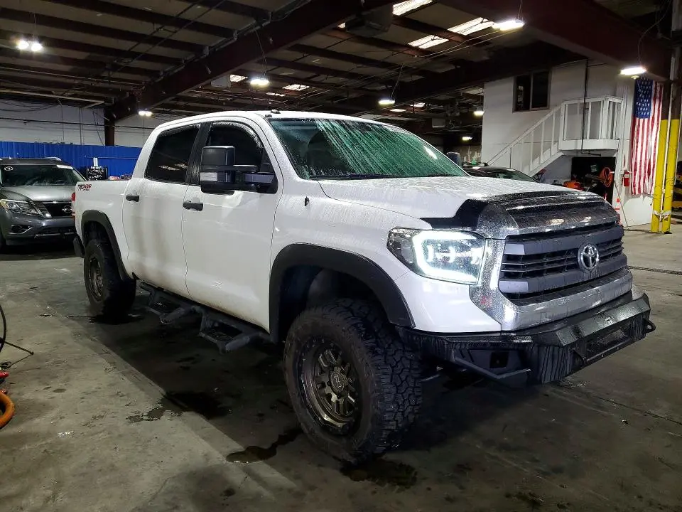2015 TOYOTA TUNDRA   