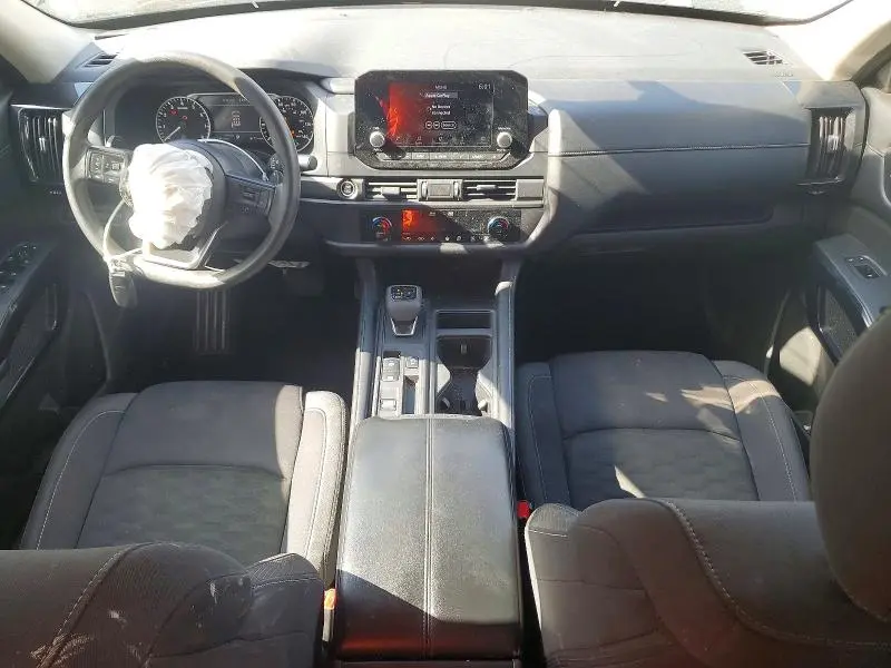 2024 NISSAN PATHFINDER S  