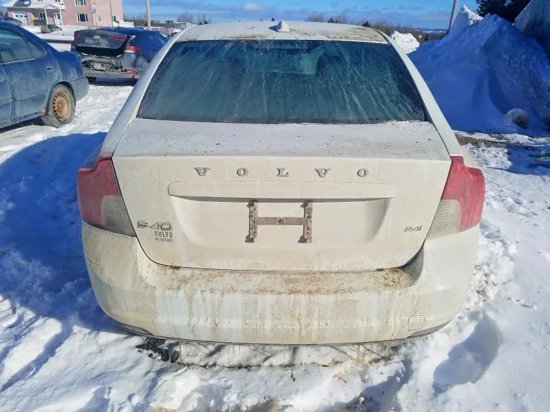 2010 VOLVO S40 2.4I  