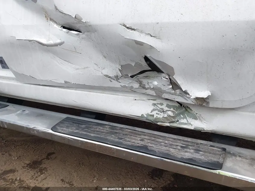 2024 CHEVROLET SILVERADO 1500 4WD  SHORT BED LT