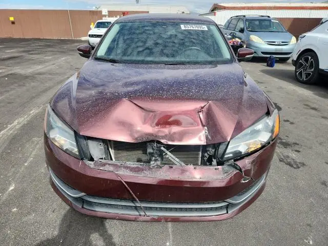 2013 VOLKSWAGEN PASSAT SE  