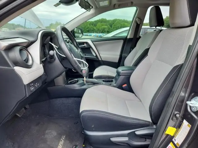 2017 TOYOTA RAV4 XLE  