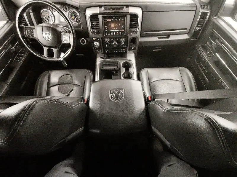 2016 RAM 1500 SPORT  