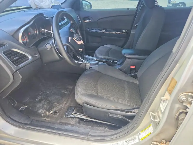 2012 DODGE AVENGER SE  