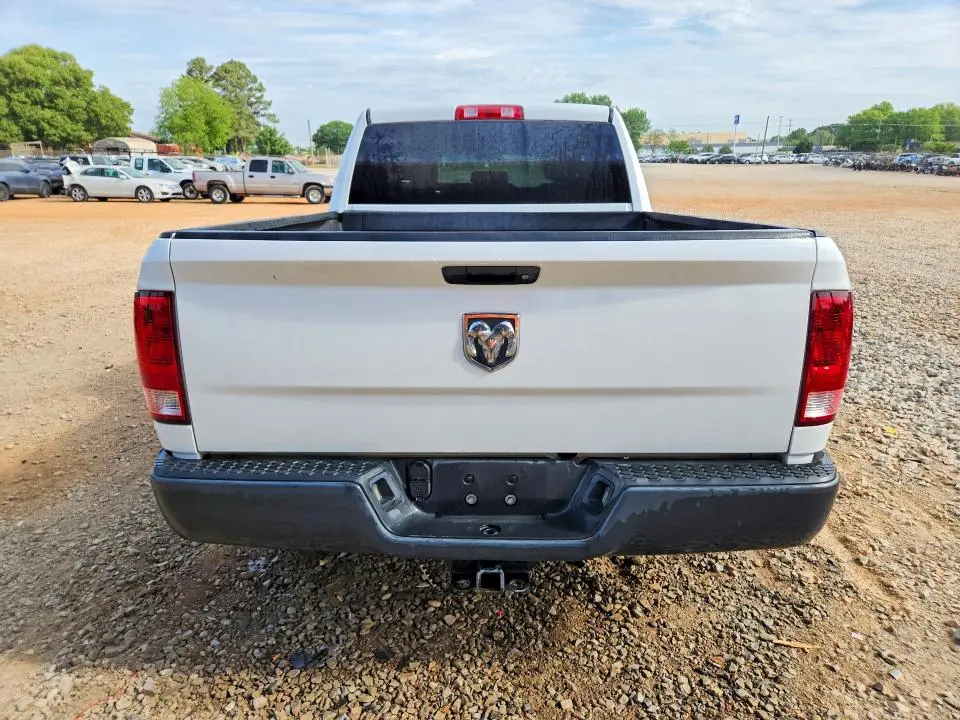 2013 RAM 1500 ST  