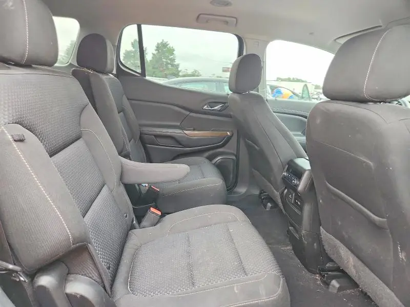2022 GMC ACADIA SLE  