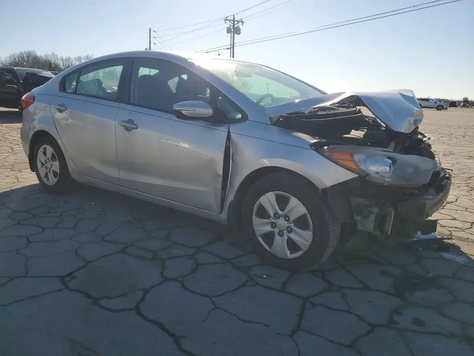 2016 KIA FORTE LX  