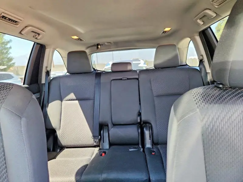 2018 TOYOTA HIGHLANDER LE  