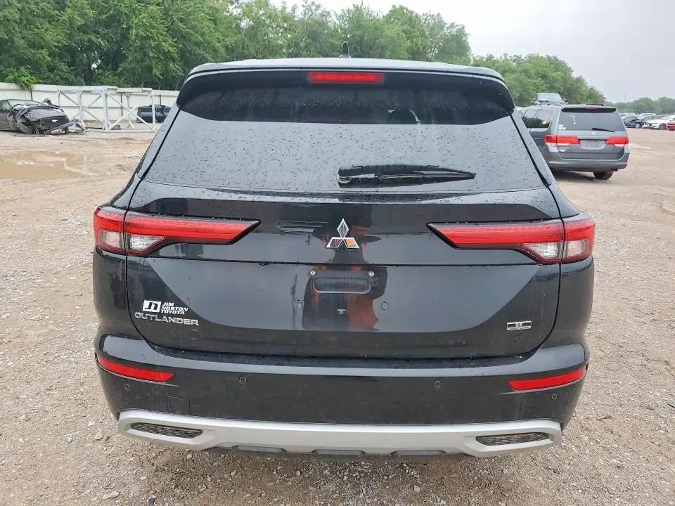 2023 MITSUBISHI OUTLANDER SE  