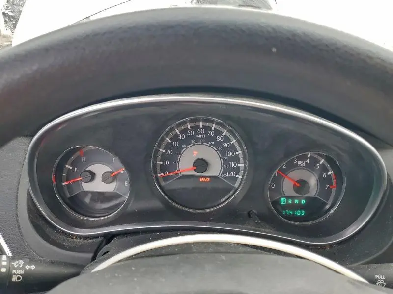 2012 CHRYSLER 200 LX  