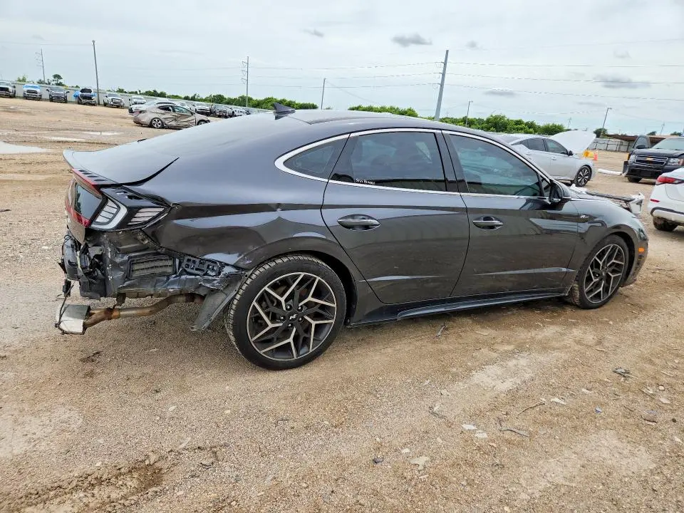 2021 HYUNDAI SONATA   
