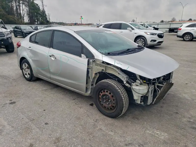 2018 KIA FORTE LX  