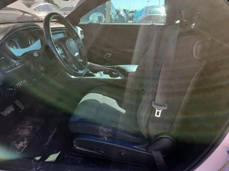 2015 DODGE CHALLENGER SXT  