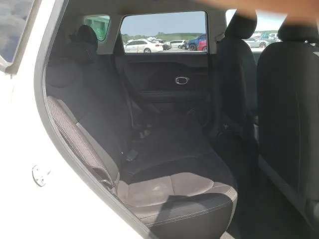2016 KIA SOUL   