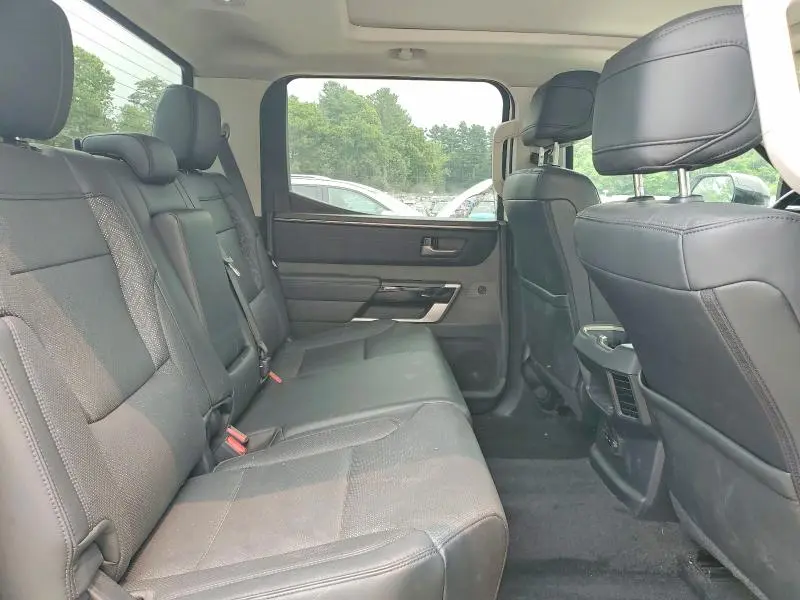 2024 TOYOTA TUNDRA LIMITED  