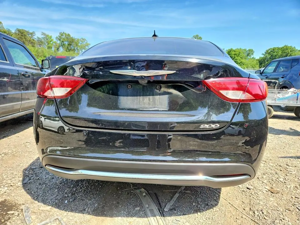 2017 CHRYSLER 200 LIMITED  