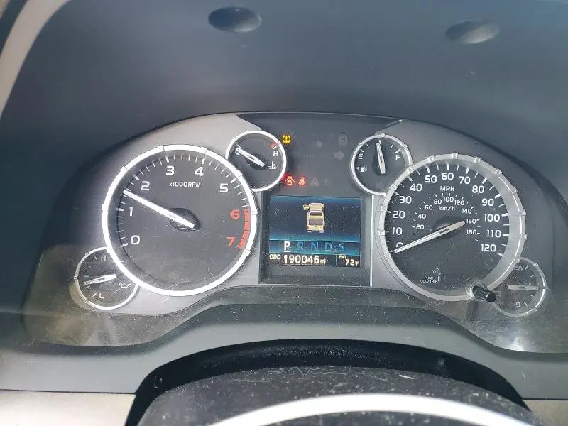 2017 TOYOTA TUNDRA SR5  