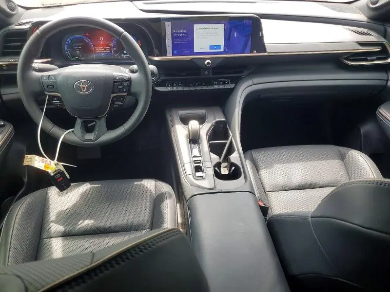 2023 TOYOTA CROWN LIMITED  