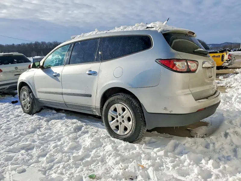 2014 CHEVROLET TRAVERSE LS  