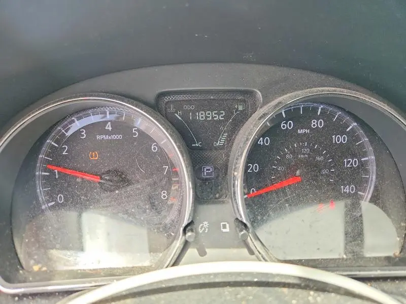 2018 NISSAN VERSA SV  