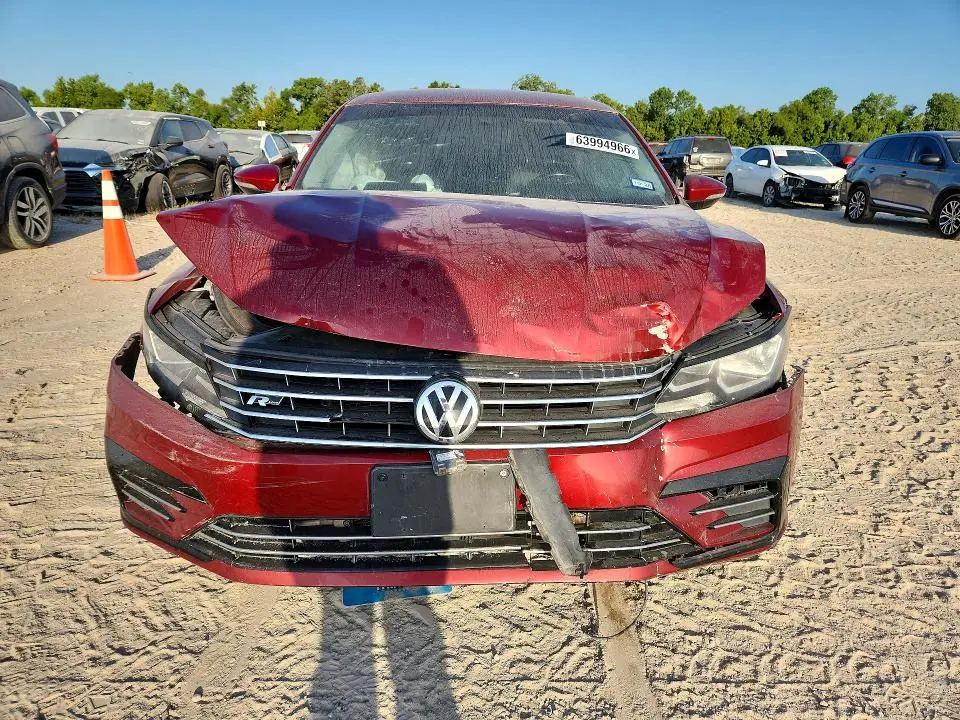 2017 VOLKSWAGEN PASSAT R-LINE  