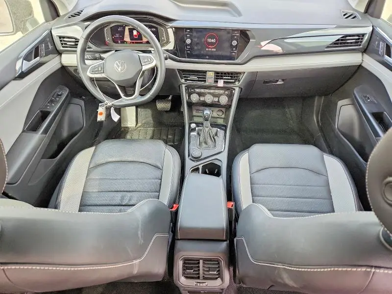 2022 VOLKSWAGEN TAOS SEL  