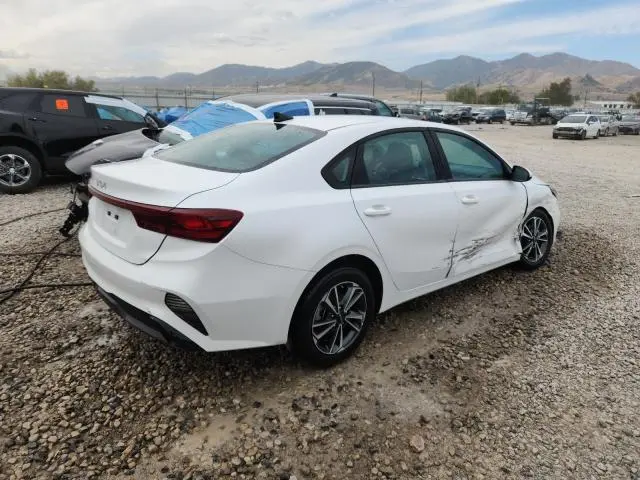 2024 KIA FORTE LX  