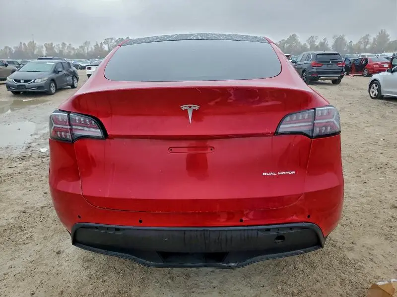 2024 TESLA MODEL Y   
