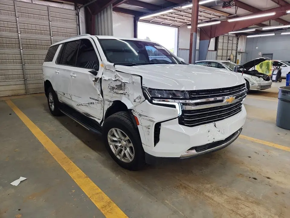 2021 CHEVROLET SUBURBAN C1500 LT  