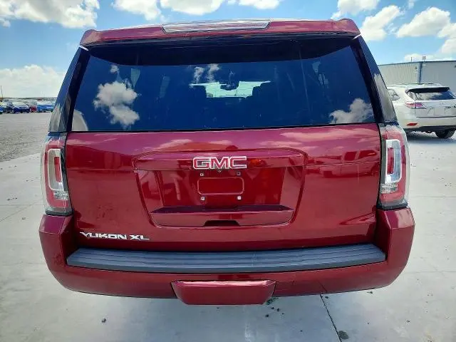 2017 GMC YUKON XL K1500 SLT  