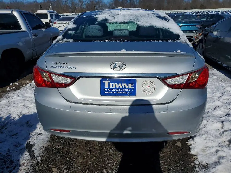 2013 HYUNDAI SONATA GLS  