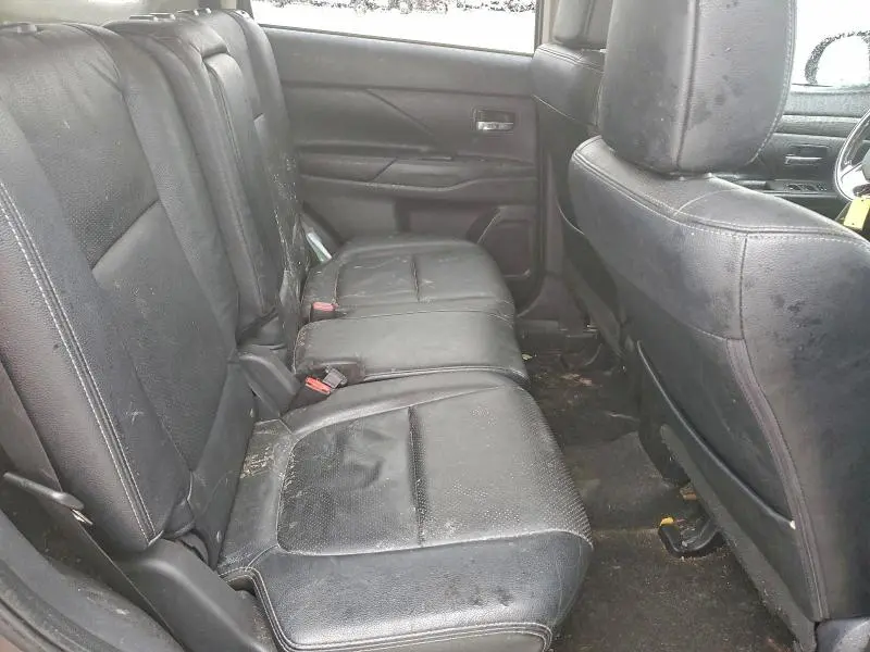 2016 MITSUBISHI OUTLANDER GT  