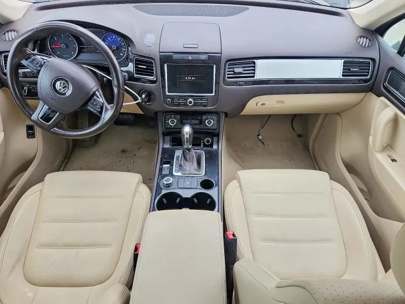 2013 VOLKSWAGEN TOUAREG V6 TDI  