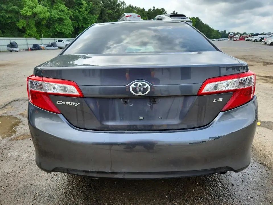 2012 TOYOTA CAMRY LE  