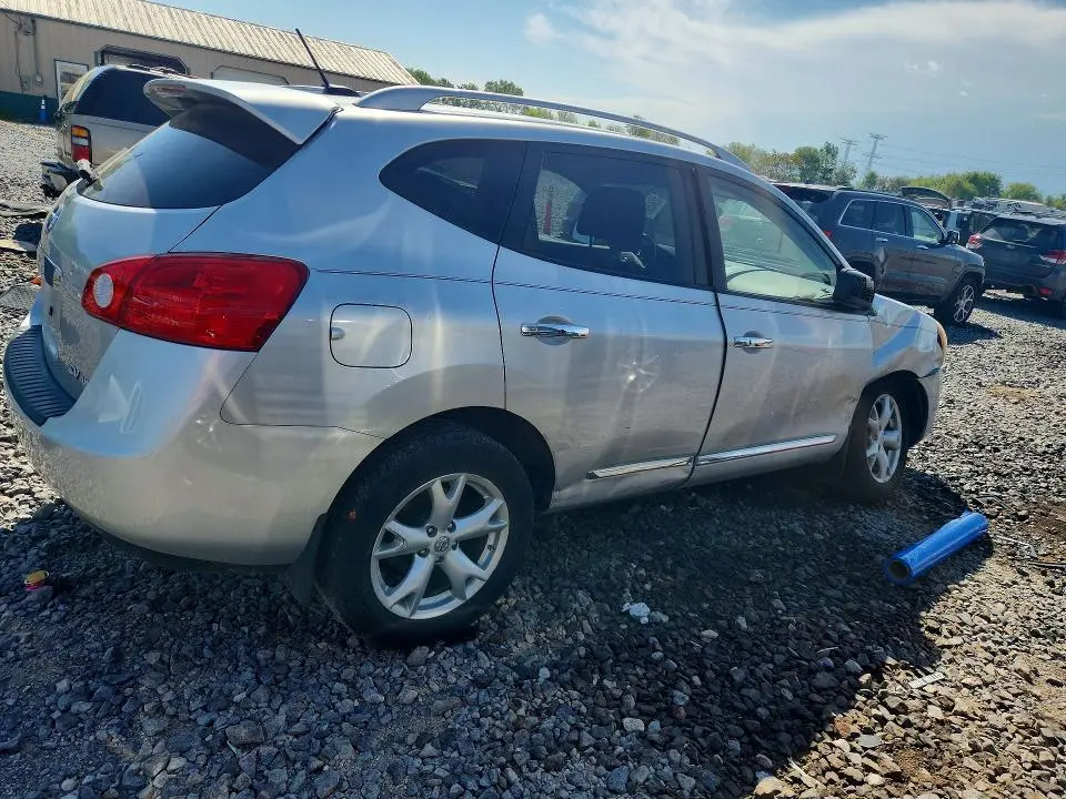 2011 NISSAN ROGUE S  