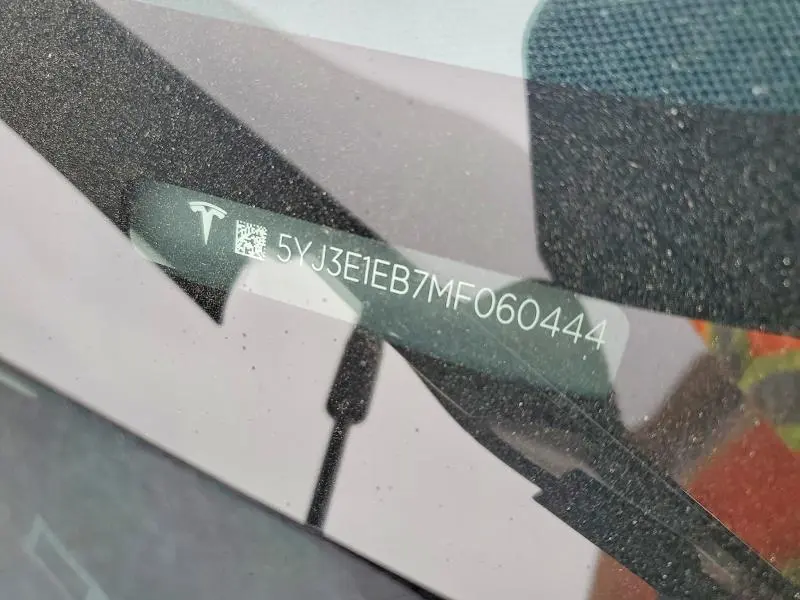 2021 TESLA MODEL 3   
