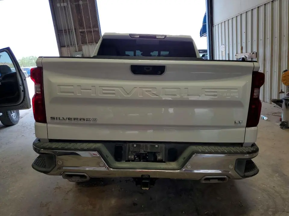 2026 CHEVROLET SILVERADO K1500 LT  