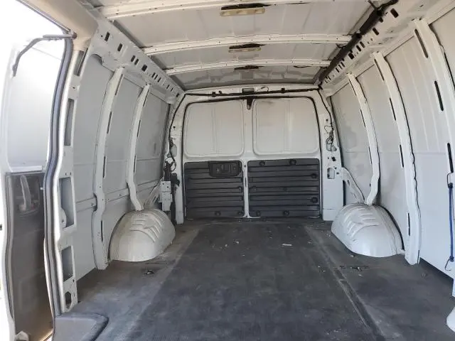 2022 GMC SAVANA G2500  