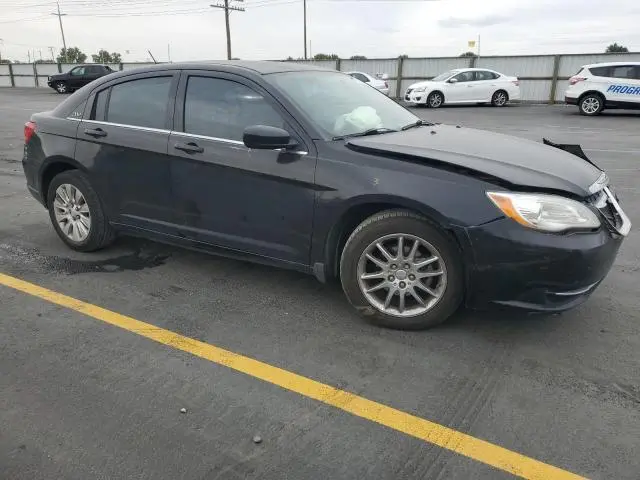 2014 CHRYSLER 200 LX  