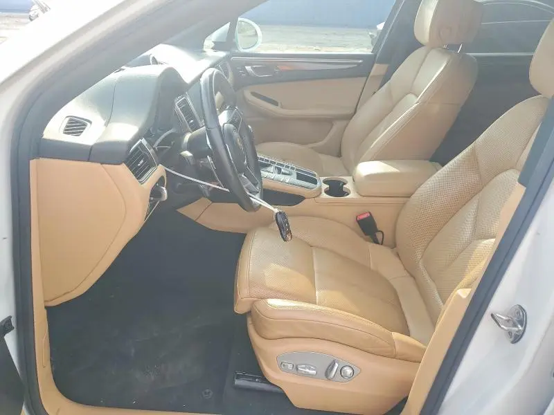2018 PORSCHE MACAN S  