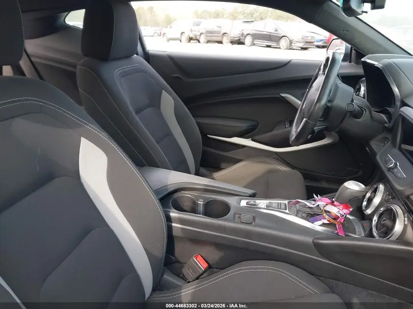 2021 CHEVROLET CAMARO RWD  1LT